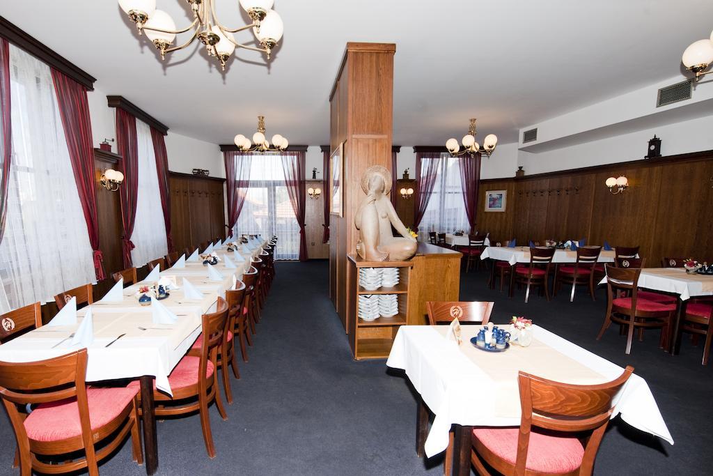 Žďár nad Sázavou Hotel Hajcman מראה חיצוני תמונה